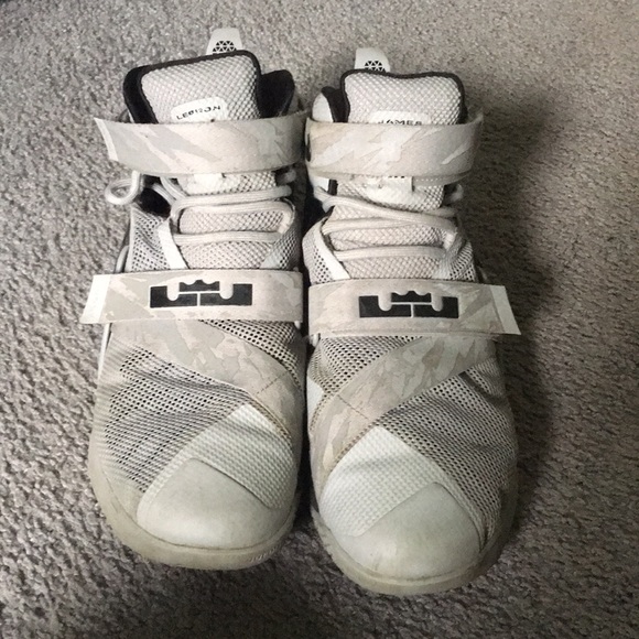 Shoes - Picture 3 of 3